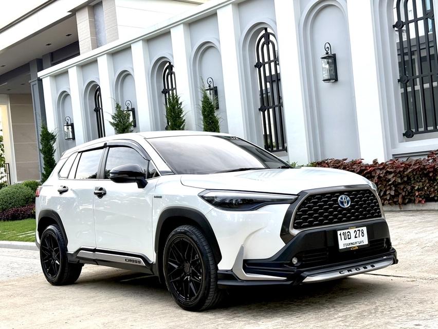 TOYOTA COROLLA CROSS 1.8 HYBRID PREMIUM ปี 2021 รูปย่อยที่ 2