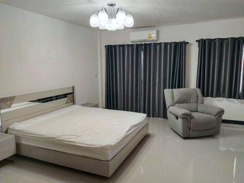 ขายทาวน์โฮม 3 ชั้น หมู่บ้านซิตี้พลัส หนองจอก 3 ห้องนอน 3 ห้องน้ำ ถ.ผดุงพันธ์ ติดตลาดสดหนองจอก ราคาถูกในย่านนี้ 7