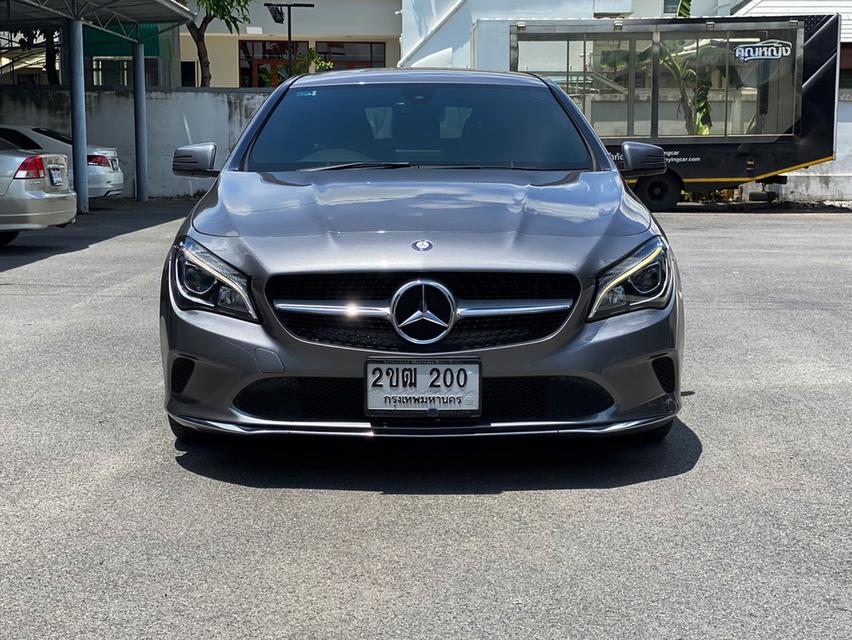 Mercedes-Benz CLA200 Urban Facelift ปี2017 เลขไมล์ 88,xxx km