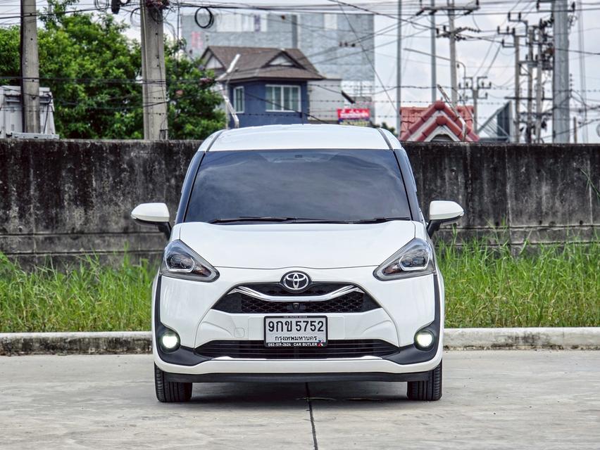 รหัสรถ CBL5752 TOYOTA Sienta 1.5V ปี 2019