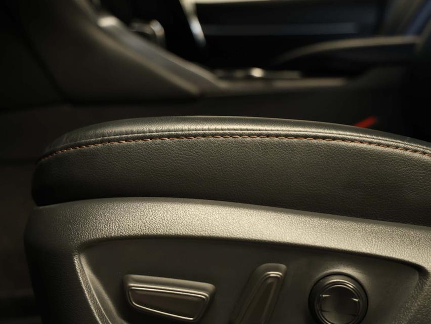 2023 Toyota CAMRY 2.5 (ปี 18-24) HEV Premium Luxury Sedan AT B8564 รูปที่ 18