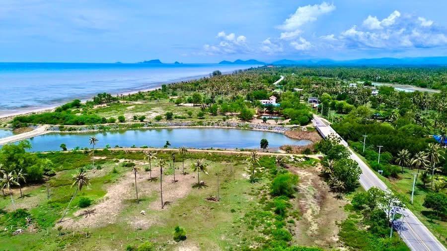 ที่ดิน บ่อนอก ประจวบคีรีขันธ์ติดทะเล 50 ตรวา ผ่อนได้