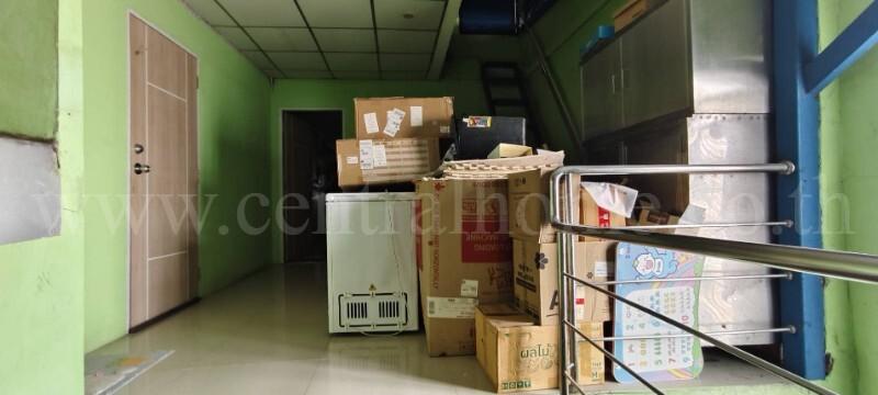 อาคารพาณิชย์ 3 ชั้นครึ่ง 3 คูหา ติดถนนเพชรเกษม ทำเลดี ราคาถูก 16