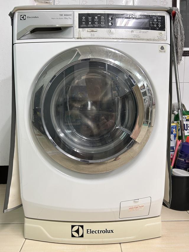 เครื่องซักผ้าฝาหน้า Electrolux 2