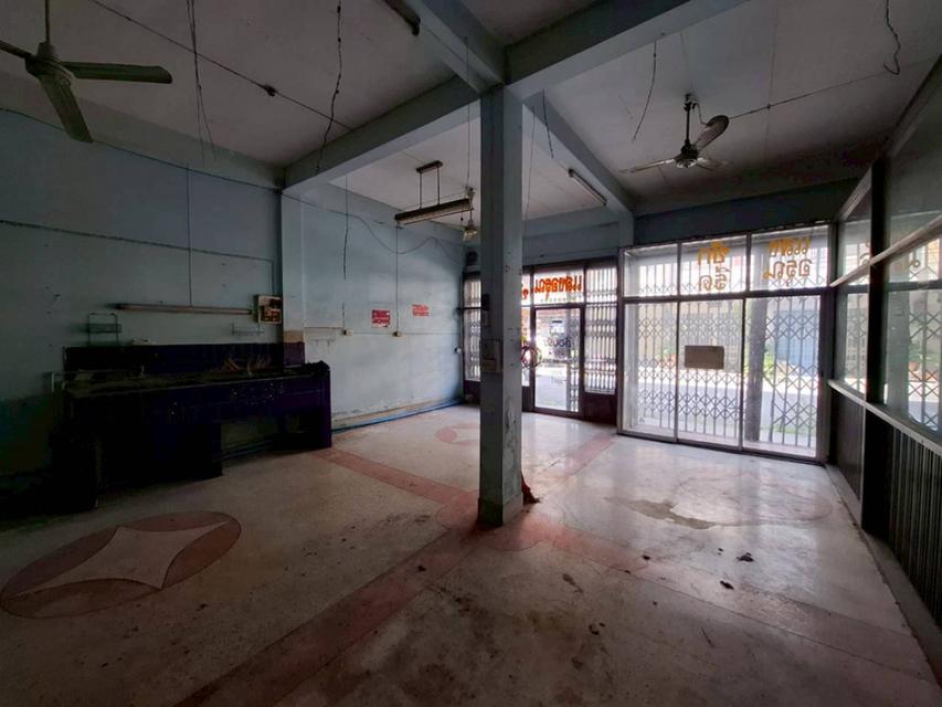 โอกาสทอง ขายตึกแถว 3 ชั้น 2 คูหา ซอยเพชรเกษม 77-4 เข้าซ.140ม. 38 ตรว. โครงสร้างแข็งแรง ใกล้ Big C และ ม.เอเชียอาคเนย์ รี 5