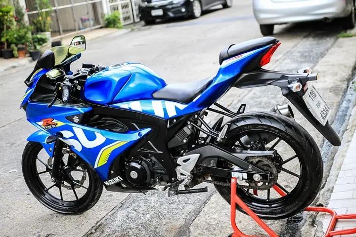 มอเตอร์ไซค์สวยๆราคาดี Suzuki GSX-R150 4