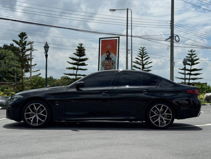 BMW 530e M Sport ปี 2021 รถใหม่ ใช้น้อย คุ้มมากๆ 3