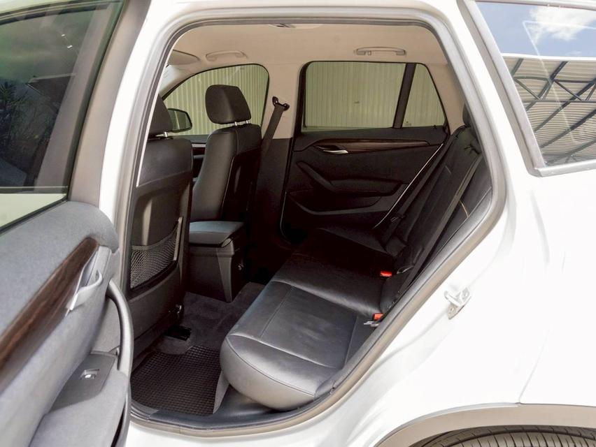 BMW X1 sDrive 20d M Sport ปี 2013 ♨️ ประกันเครื่องเกียร์3ปี30000km.♨️ รูปที่ 11