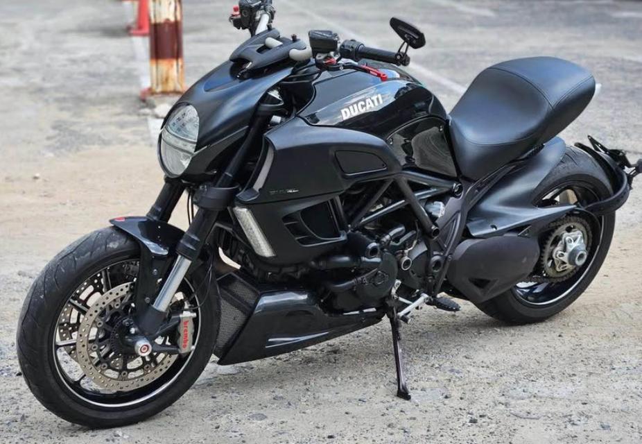 2012 Ducati Diavel 1200 3