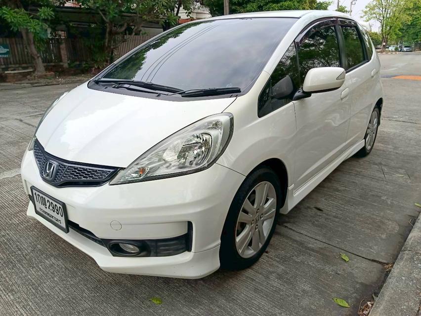 Honda Jazz 1.5 SV ปี 2012 สีขาว ท๊อปสุด