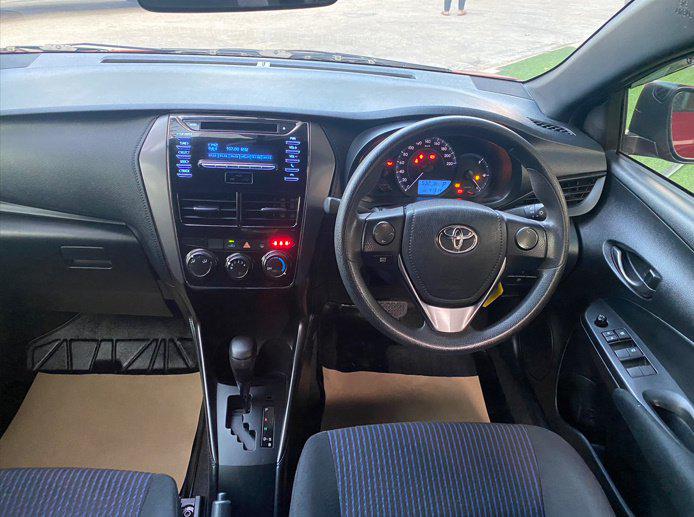 รูป เกียร์ออโต้ 2022 Toyota Yaris 1.2  Entry Hatchback 6