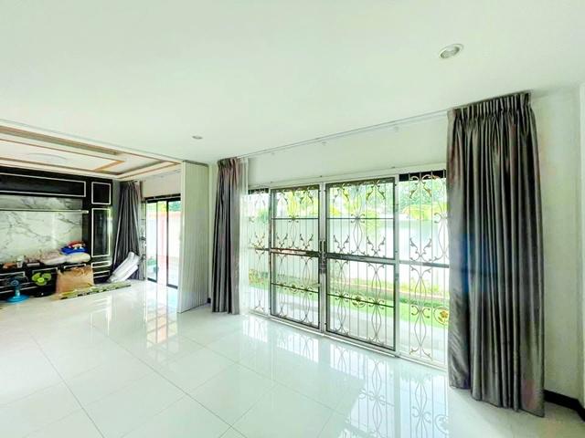 ถ.ชักพระ ใกล้สน.ตลิ่งชัน 500 ม.71ตร.วา. 280 ตร.ม. บ้านเดี่ยว 3ชั้น 4 นอนเลียบทางรถไฟ บรมราชชนี ฉิมพลี 4 น้ำ ตลาดน้ำตลิ่ง 2