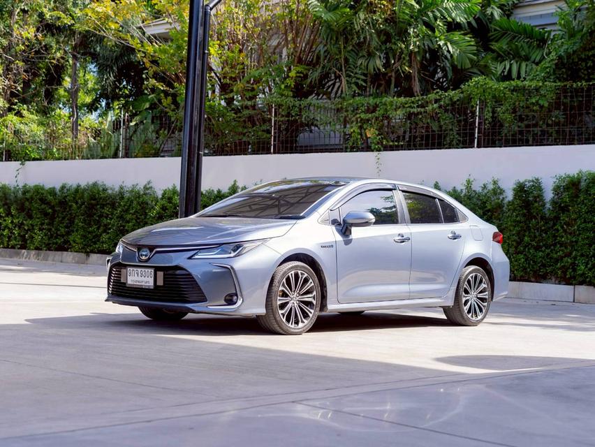 Toyota Altis 1.8 Hybrid High ปี 2019