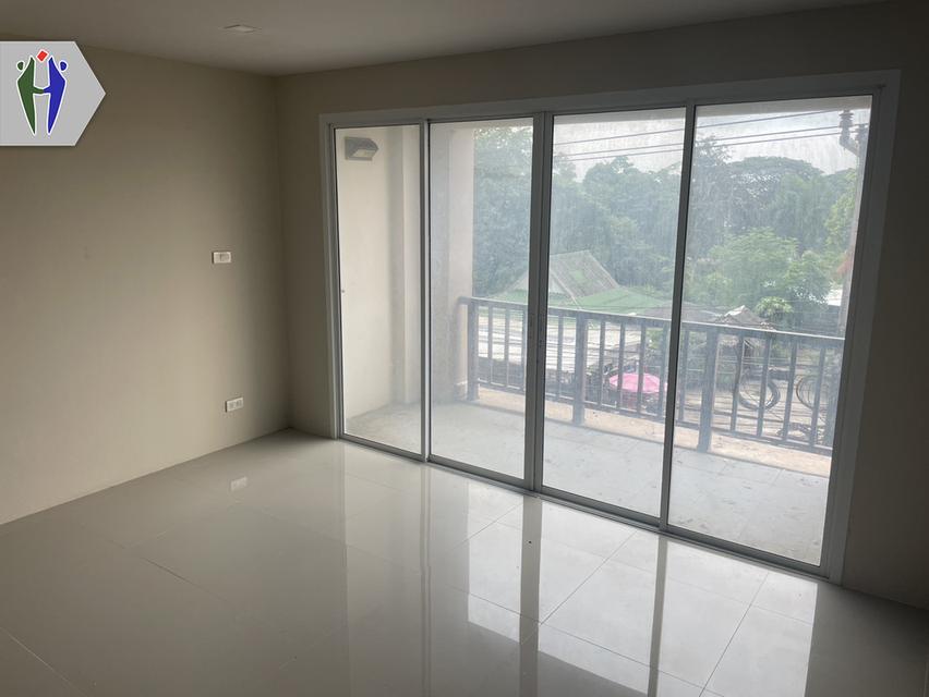 ให้เช่าอาคารพาณิชย์ซอยสยามคันทรีคลับ พัทยากลาง ตึกใหญ่ สภาพดี 5