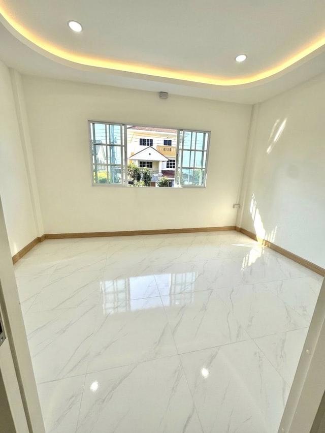 หมู่บ้านคณาทรัพย์ - รามอินทรา 117 9