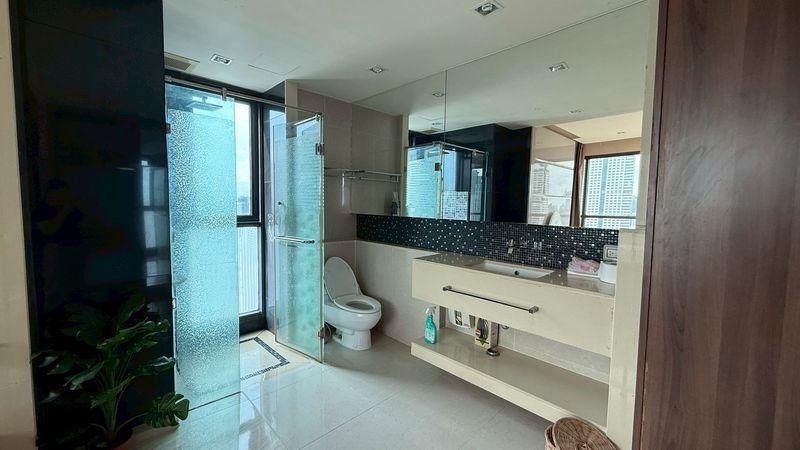 The Address Sathorn 7