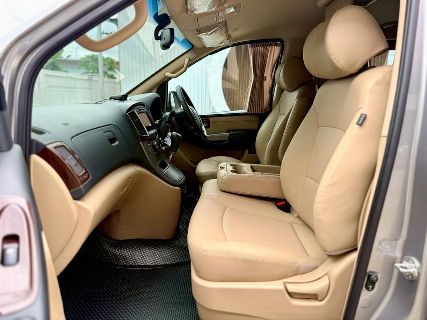 HYUNDAI GRAND STAREX 2.5 PREMIUM 2019 10