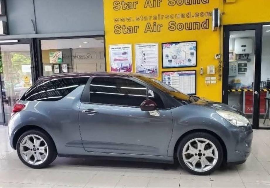 2011 Citroën DS3 · Hatchback · ขับไปแล้ว 80,000 กิโลเมตร2011 Citroën DS3 · Hatchback · ขับไปแล้ว 80,000 กิโลเมตร2011 Citroën DS3 · Hatchback · รูปย่อยที่ 4