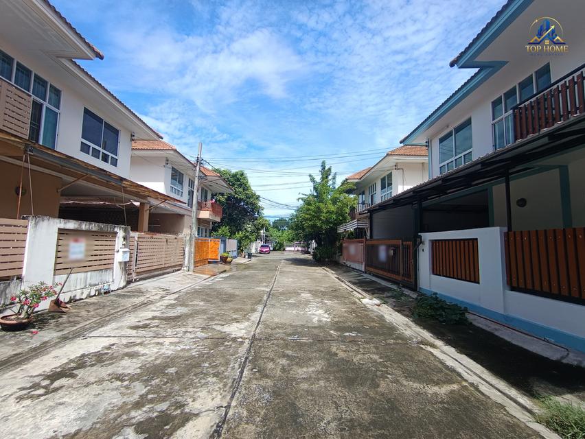 ขายด่วน! บ้านแฝด 2 ชั้น สไตล์บ้านเดี่ยว หลังริม จอดรถได้หลายคัน 📍หมู่บ้านอรุณวรรณ 4 5