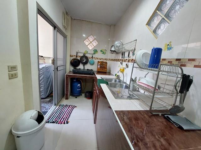 บ้านแฝด2ชั้น ขายคะ อยู่ถนนเลียบคลองสอง ทะลุออกรามอินทราได้ 7