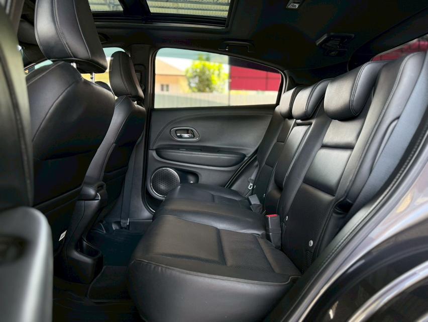 ปี 2019 HONDA HRV, 1.8 RS โฉม ปี14-21 สีเทา เครื่องยนต์เบนซิน ไมล์แท้ 26,443 km. 15