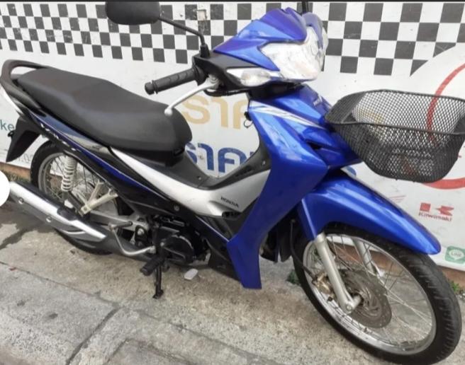 Honda waveขาวน้ำเงิน 2