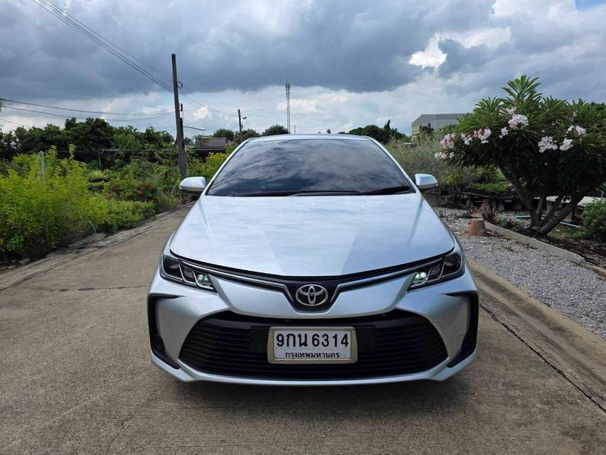 Toyota Corolla Altis 1.6 G ปี 2019ราคา 438,000 บาทฟรีดาวน์ผ่อน 8,9xx บ/ด 6ปี