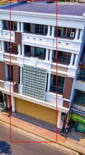 MRT พระราม 9 3 กม. ใกล้เดอะไนน์ พระราม 9 700 ม.ให้เช่าอาคารพาณิชย์ 6 ชั้น ย่านพระราม 9 พื้นที่ 550 ตร.ม.ติดถนนหลัก 1