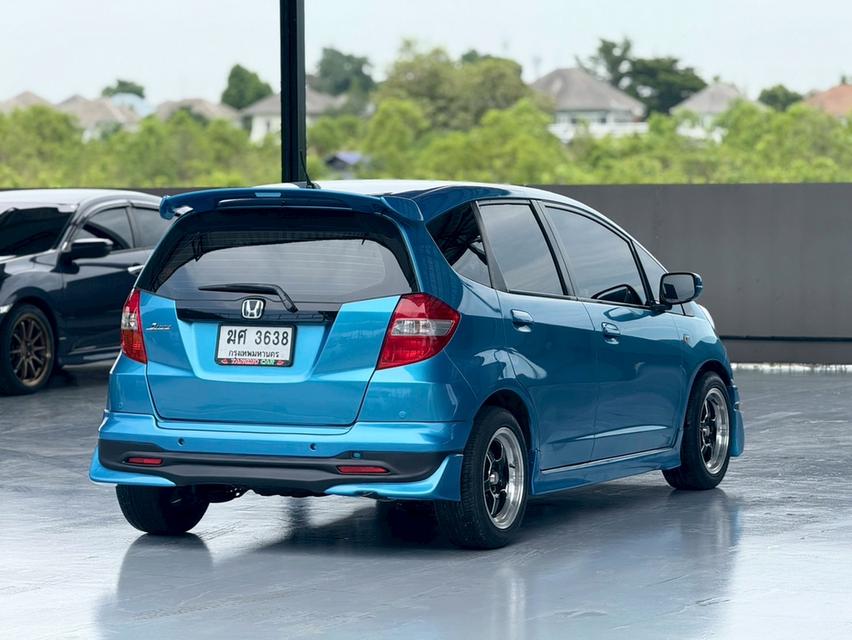 HONDA JAZZ 1.5 S i-VTEC ปี 2012 สีฟ้า
