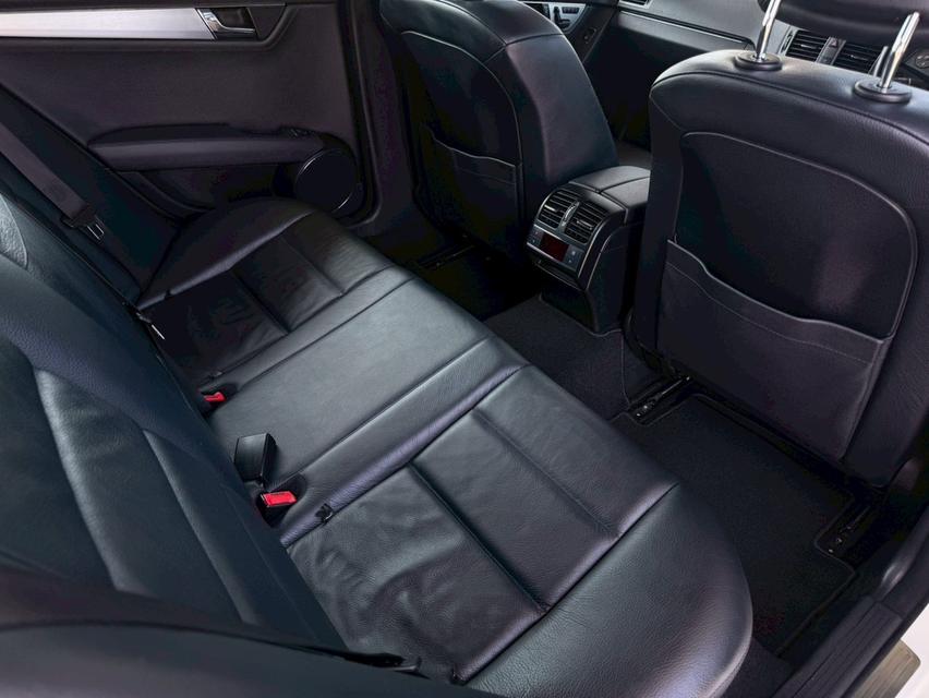 MERCEDES BENZ C200 Kompressor (W204)Avantgarde 1.8L 5AT 16