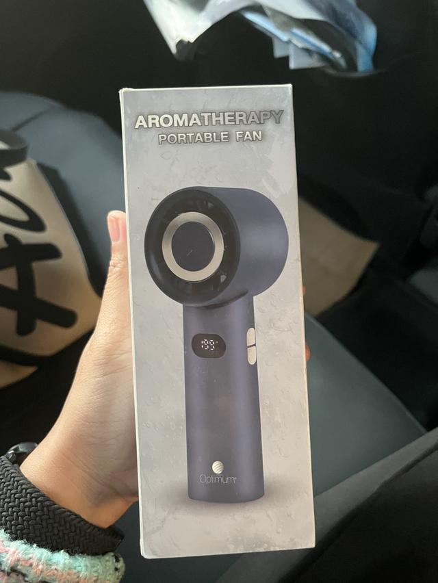 พัดลมพกพาที่มีพาวเวอร์แบงค์ในตัว 2