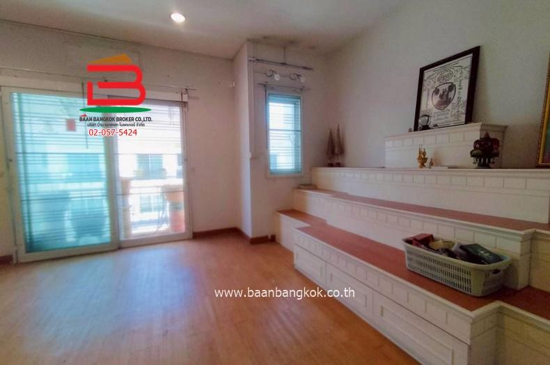 ทาวน์โฮม แกรนดิตี้ 2 สาธุประดิษฐ์ (ใกล้เซ็นทรัลพระราม 3) เนื้อที่ 21.8 ตรว. แขวงบางโคล่ เขตบางคอแหลม กรุงเทพมหานคร 11