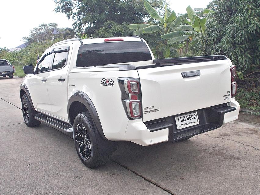 Isuzu Dmax Cab4 Vcross 3.0 M 4WD ปี 2021 9