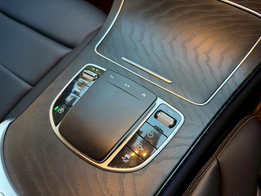 Benz Glc220d ปี22จด24 รูปที่ 12