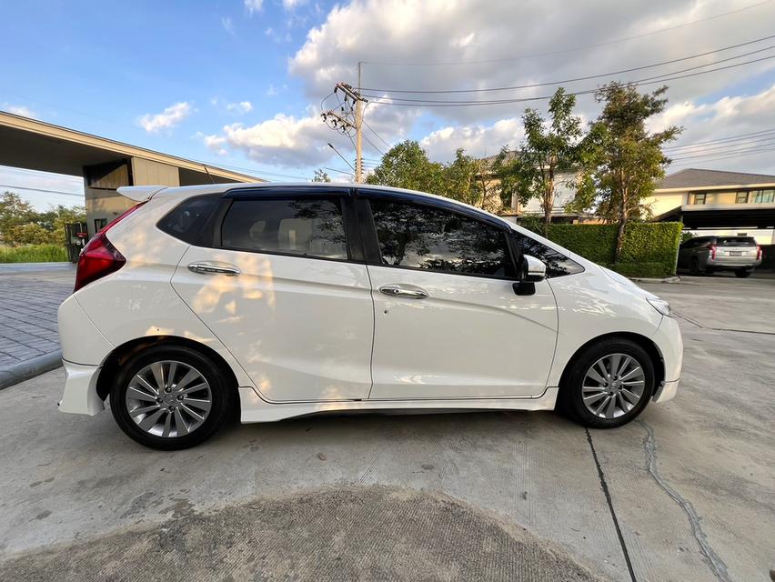 Honda JAZZ GK SV ออโต้ ปี2015 มือดเียว 18