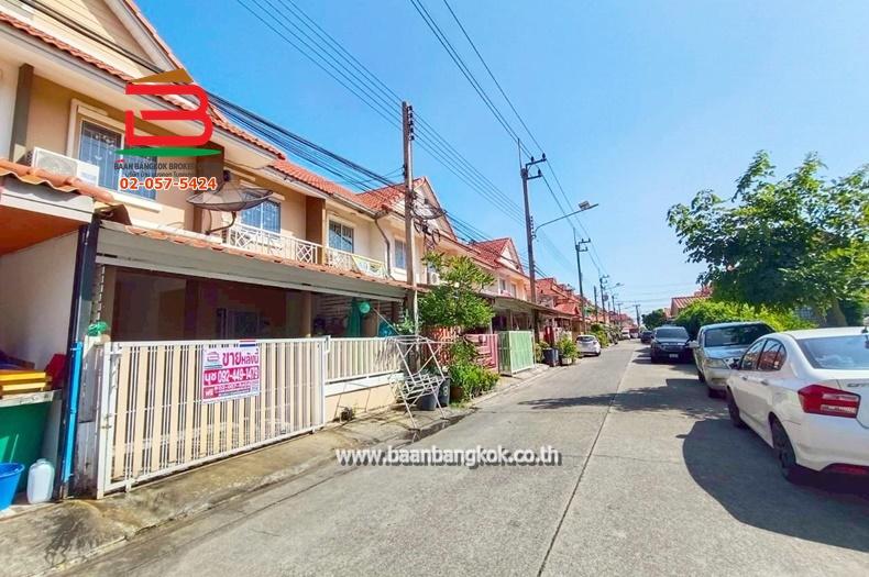 ทาวน์เฮาส์ 2 ชั้น โครงการ พฤกษาดี คลอง3 เนื้อที่ 18 ตรว. (รังสิต-นครนายก 91) ถนนรังสิต-นครนายก ตำบลคลองสาม อำเภอคลองหลวง ปทุมธานี 12