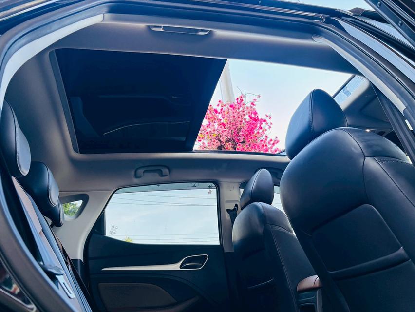 MG ZS 1.5 X Sunroof ปี 2025 ไมล์แท้ 1x,xxx กม. รูปที่ 6