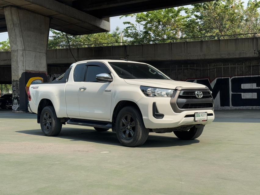 ขายรถ Toyota Revo 2.4 entry supper flex subpention ปี 2021 สีขาว เกียร์ธรรมดา 1