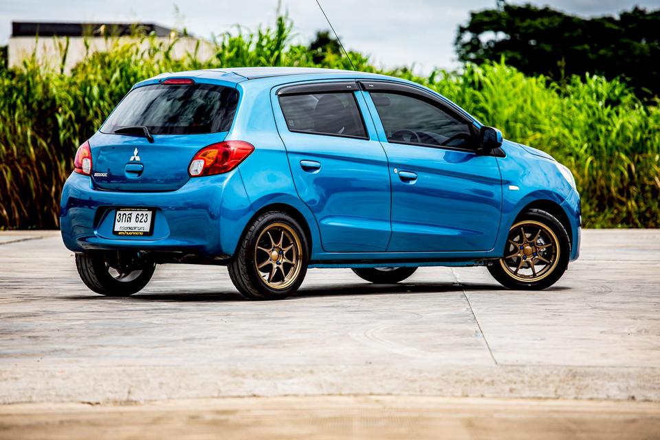 Mitsubishi Mirage 1.2 GL ปี 2013 เกียร์ธรรมดา สีฟ้า