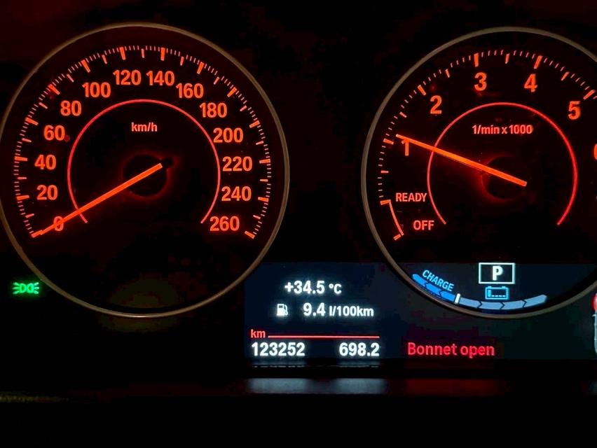 BMW 330e M-Sport (F30) ปี 2017 รูปที่ 14