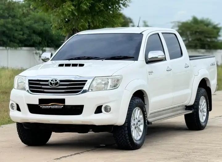 2013 Toyota  Toyota Hilux Vigo 2.5 Champ Cab