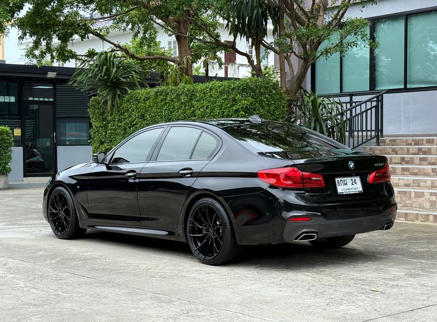 2019 BMW 520D MSPORT G30 รถมือเดียวออกป้ายแดง รถวิ่งน้อย เข้าศูนย์ทุกระยะ ไม่เคยมีอุบัติเหตุครับ 6