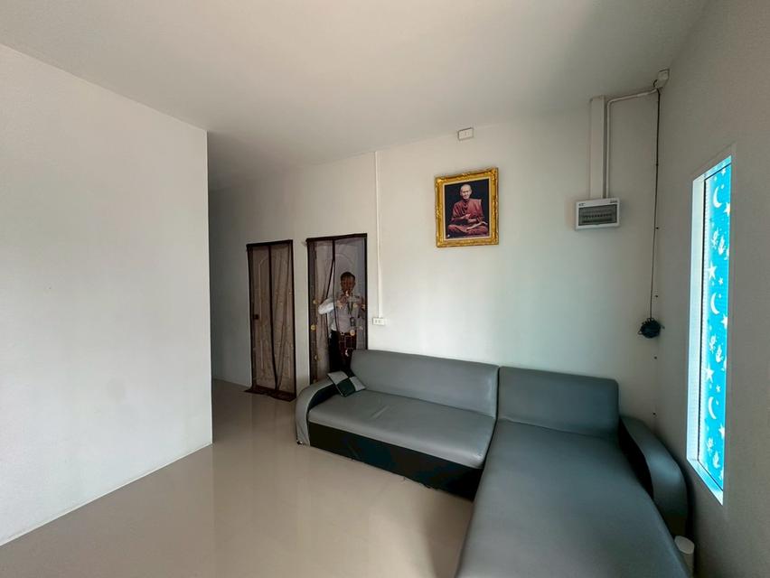 บ้านพึ่งสร้าง  ขาย"ขาดทุน "ใจกลางเมืองปักธงชัย 150 ตร.ว 2.5 ล้านบาท 19