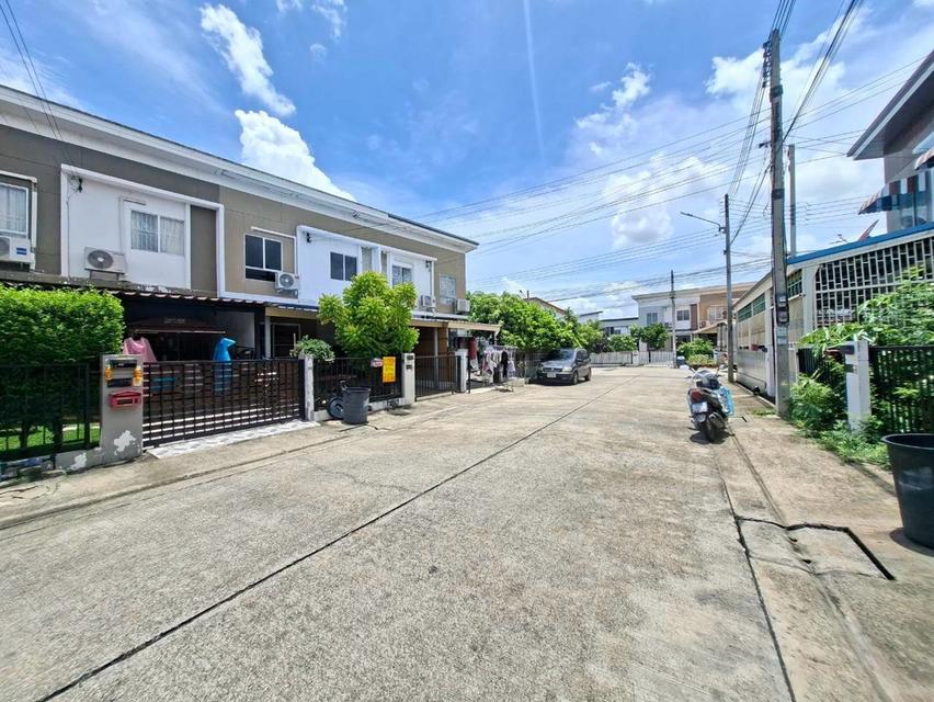 ขายบ้านทาวน์เฮ้าส์ 2 ชั้น หมู่บ้านพฤกษา60/1 บางพูน 2