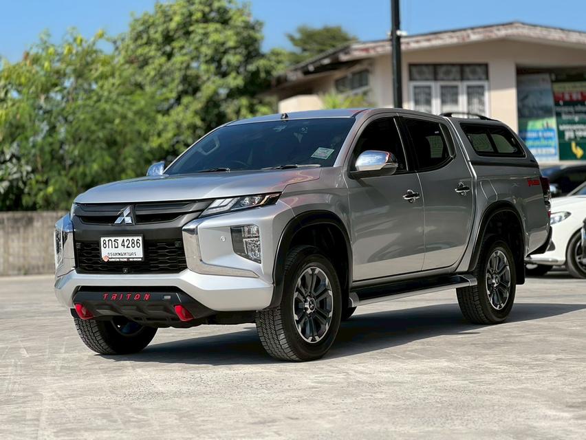 2019 MITSUBISHI TRITON 18-23, 2.4 GTโฉม PLUS DOUBLE CAB ตัวท็อปสุดสีเทา เกียร์ออโต้ เครื่องยนต์ดีเซล มือเดียวป้ายแดงซื้อสด