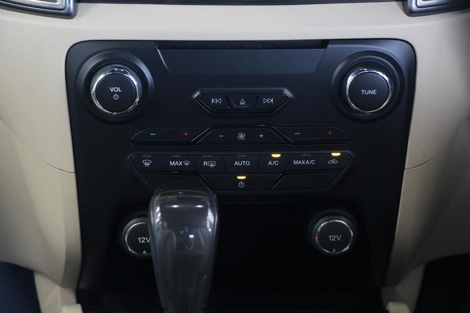 รหัสรถ TKG4577  FORD EVEREST 2.2 TITANIUM+ ปี 2018 10