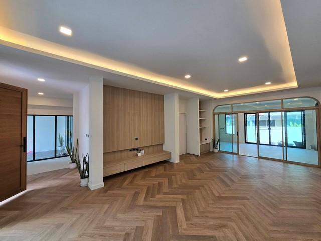 ขายบ้านเดี่ยว 2 ชั้น หมู่บ้าน เมืองเอก 3 เดินทางสะดวก เมืองเอก รังสิต ใกล้ ม.รังสิต ดอนเมือง ปทุมธานี 3