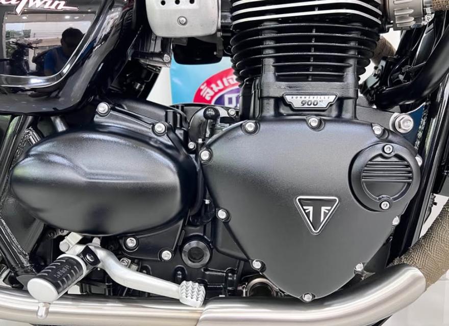 2017 Triumph Street Twin 8