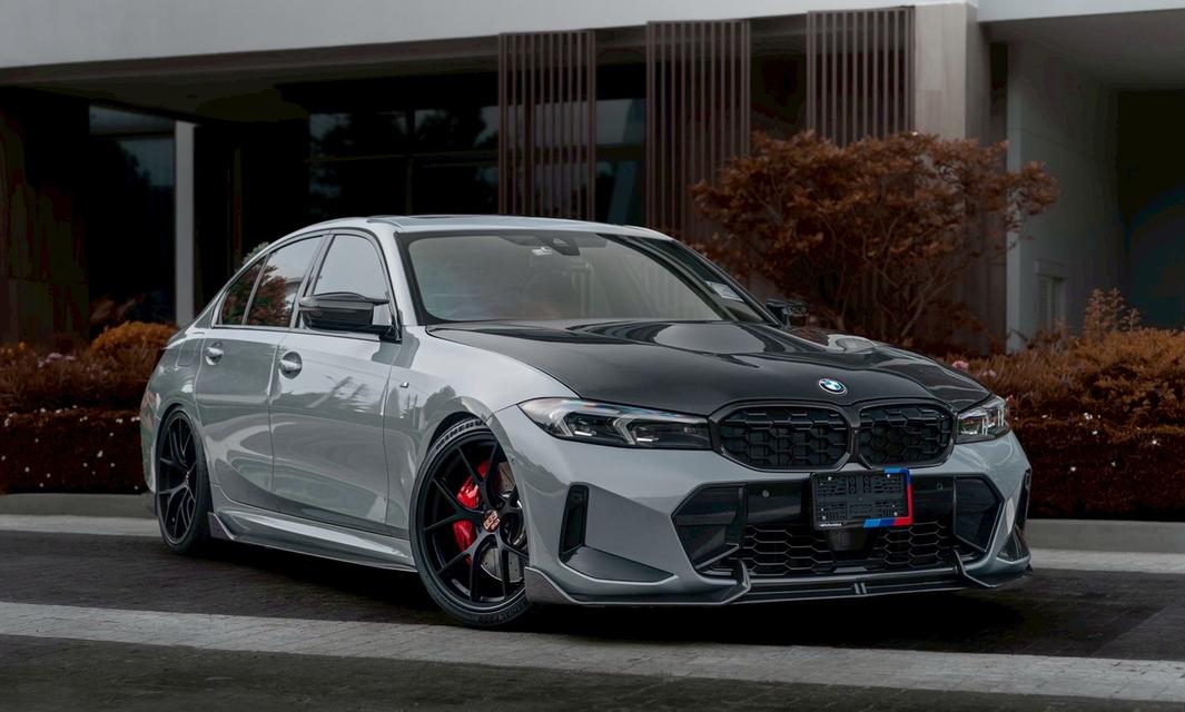 BMW 340i M 2023 performance x drive 2