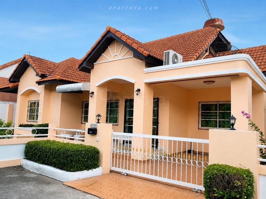 For Rent — Fully Furnished 3-Bedroom House near Khao Noi, PattayaHouse for rent in a convenient residential area near Khao Noi, close to markets 10